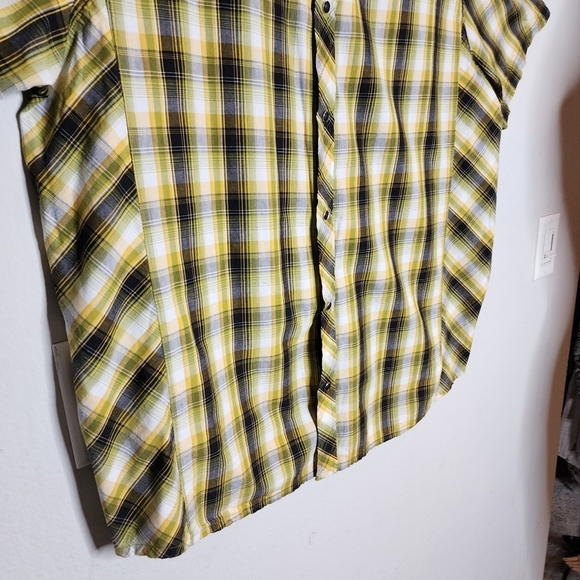 Prana snap button short sleeve plaid organic cotton shirt - Picture 5 of 12